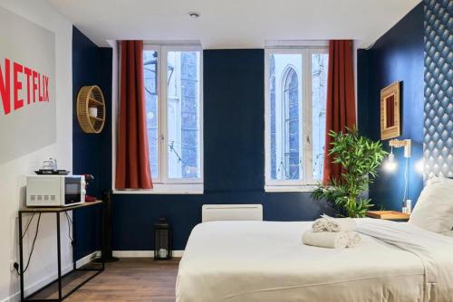 Afbeelding uit fotogalerij van Suite Bleue #1#- Élégance & détente-self check-in in Roubaix