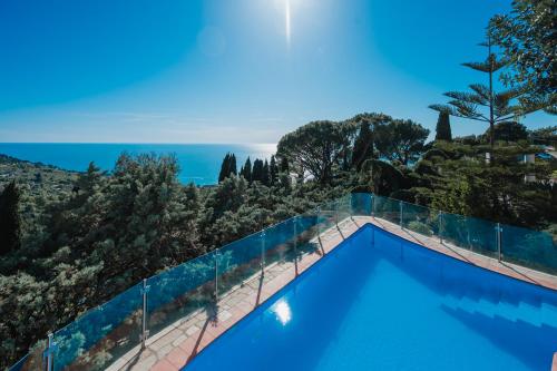 Swimmingpoolen hos eller tæt på Villa Margherita by My Villa Collection