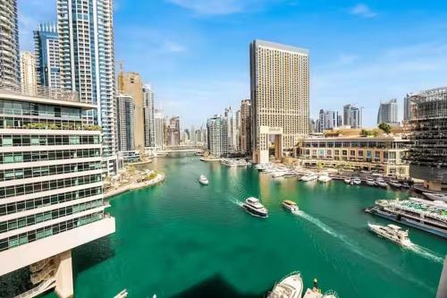 Chic 1BR Marina Quays 30th floor Near THE WALK JBR