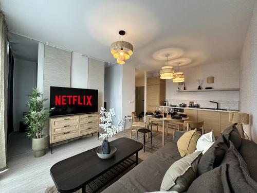 Sady, 5min from Airport and parking