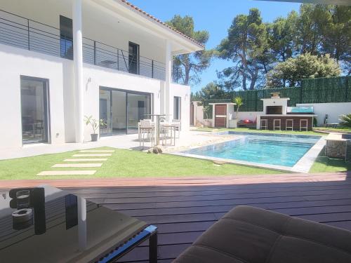 Sublime Villa Récente d'Architect T5 & Piscine & 5 pkg