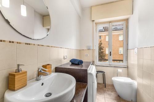 Koupelna v ubytování Urban Retreat in Loreto Metro e Free Wifii