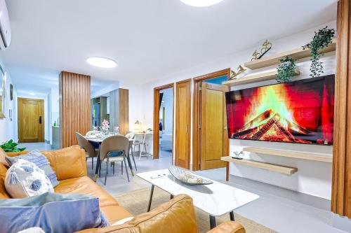 Luxury 2BR City Center Condo