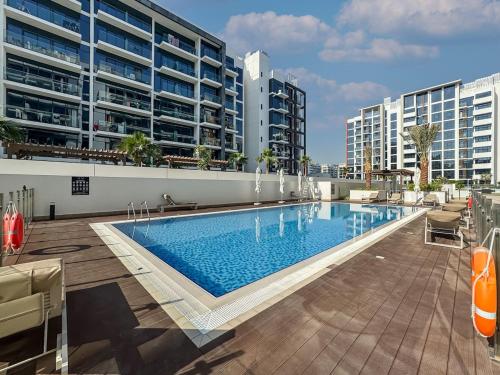 Sleek Studio in Azizi Riviera Modern and Cozy Stay