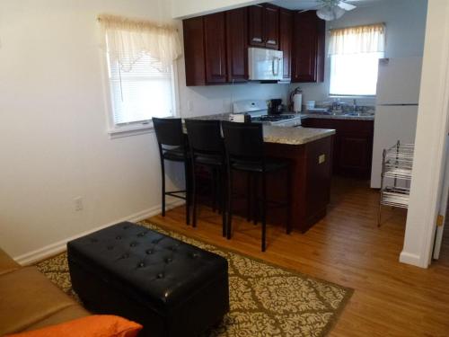 Surf CityにあるOcean Block, Beach Badges, Washer Dryer,surf City, Small But Cute Rear Apartment On The Oceanblock - No Streets To Cross And Only 7 Houses To The,のギャラリーの写真