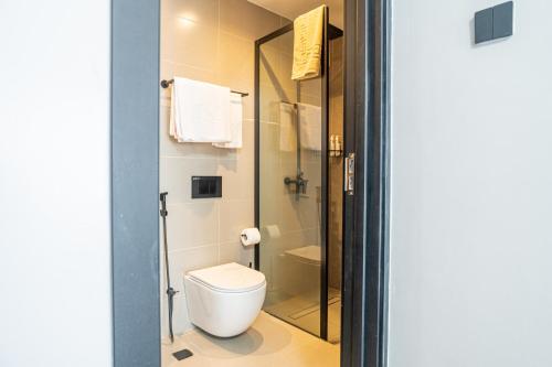 Escada Studio & 2-bedroom, Rooftop Swimming Pool, Gym, Workspace, Wonderiss Homes Westland Livingにあるバスルーム