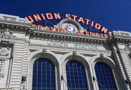 Foto sihtkohas Centennial asuva majutusasutuse Huge family home in Centennial with five bedrooms large yard and plenty of parking galeriist