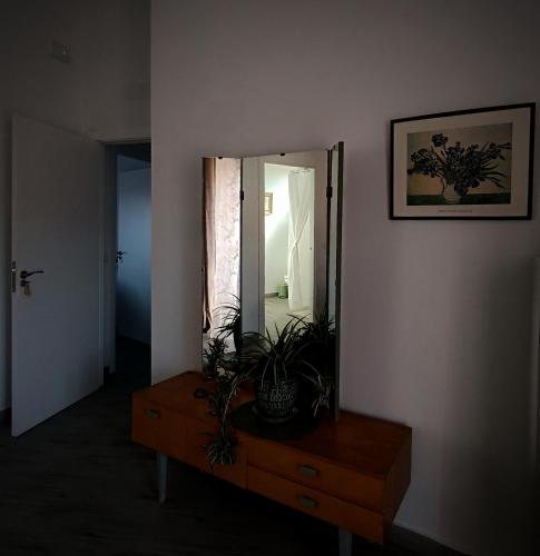 Gambar di galeri bagi 25 de Abril di Santa Cruz de la Sierra