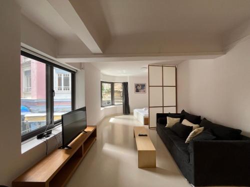 Mosaikon Guesthouses #Vasilikis Str