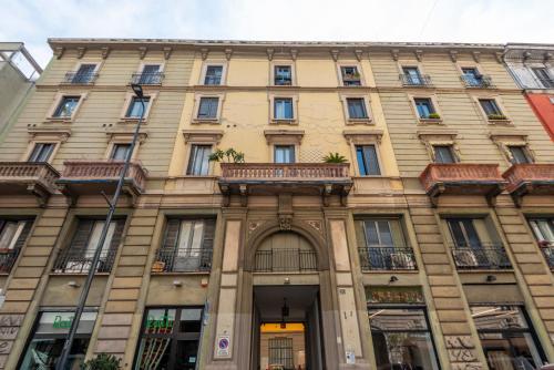 Lecco, 20 - In the heart of the Rainbow District