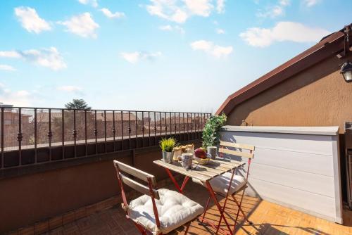 Balcon ou terrasse dans l'établissement 8Min Airport Orio Al Serio - Attico Lusso e Terrazza