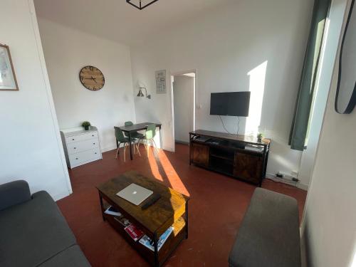 Photo de la galerie de l'établissement Le Barbini - Studio lumineux - Central, à Marseille