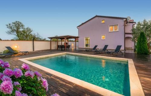 Stunning Home In Pula