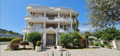 OliveGarten Apartments