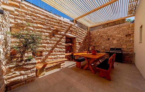 Cozy Home In Vela Luka With Wifi photo 2