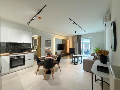 AirRent Apartments 4 Jacuzzi Suite