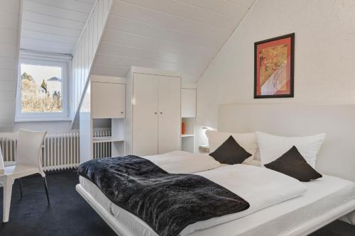 Postel nebo postele na pokoji v ubytování Design-Hotel Zur Abtei