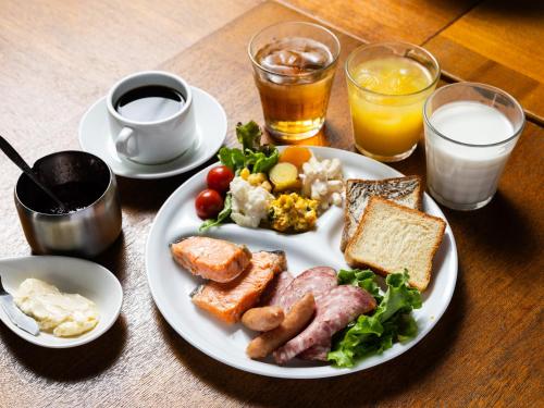 Mâncare la sau în apropiere de acest hotel