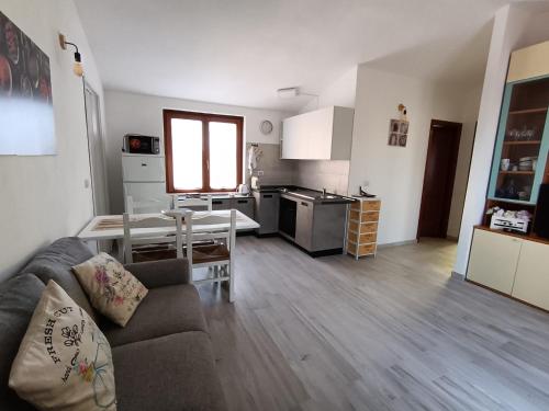 Una cocina o cocineta en Anfitrite Tortolì