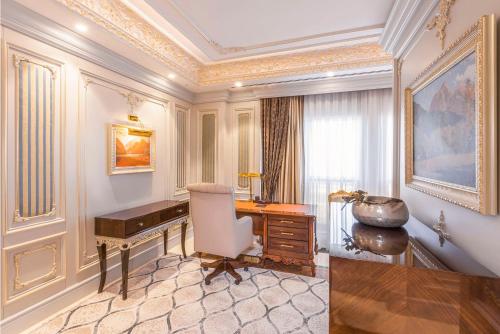 Hilton Garden Inn Samarkand Afrosiyob — Bedroom