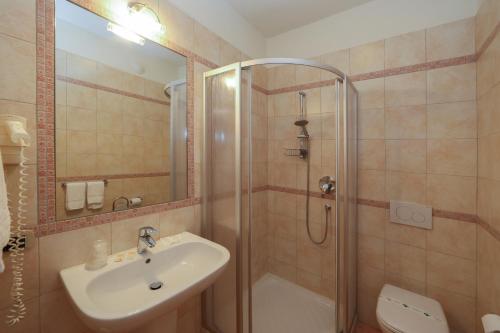 Ένα μπάνιο στο Hotel Regina del Bosco