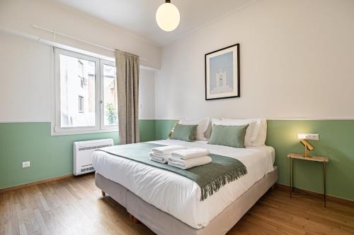STELLIE Elegant Mid-century modern 2bd-2bath