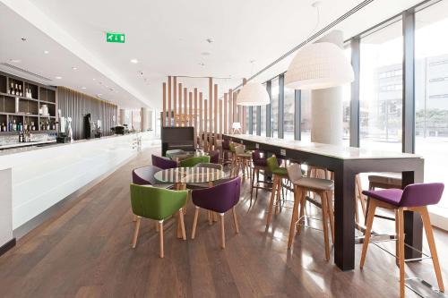 Χώρος καθιστικού στο Hampton by Hilton London Waterloo