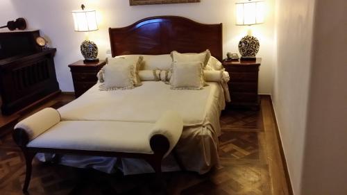 Postel nebo postele na pokoji v ubytování Scala Boutique-Hotel