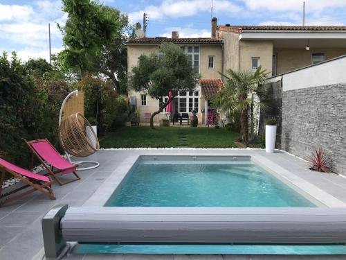 Maison typique Bordeaux avec piscine