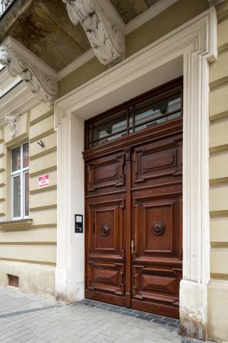 Verde 2-room in the center