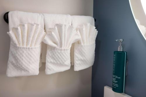 Φωτογραφία από το άλμπουμ του DoubleTree by Hilton Tinton Falls-Eatontown σε Tinton Falls