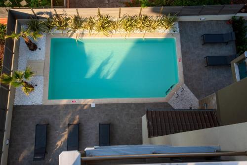 OLIVE Apartmentsの敷地内または近くにあるプール