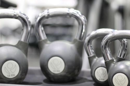 Fitness centrum a/nebo fitness zařízení v ubytování The Waldorf Hilton