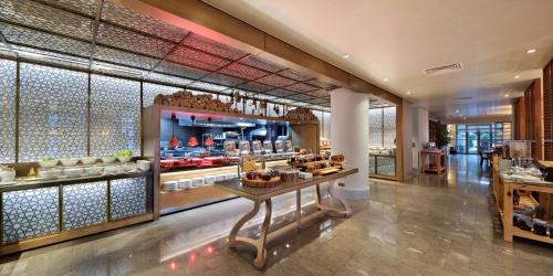 Minuman di Mersin HiltonSA