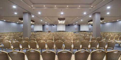 Kawasan bisnes dan/atau bilik persidangan di Mersin HiltonSA