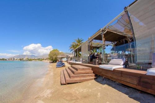 Exclusive Penthouse Apt, at Glyfada Marina & Beach