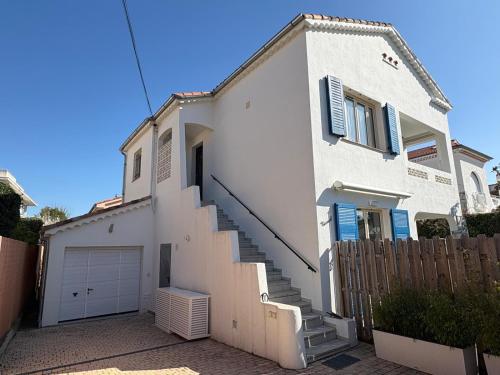 Photo de la galerie de l'établissement Flat with garden near Sea, à Villeneuve-Loubet