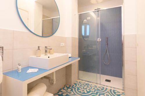 Via Roma Suitesにあるバスルーム