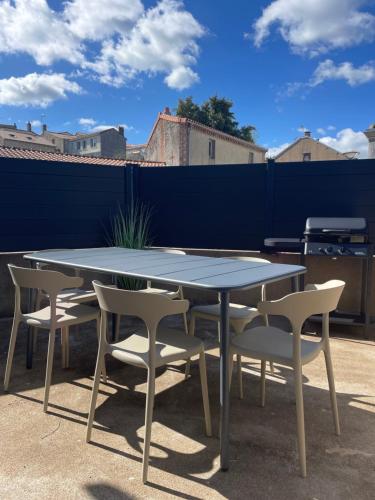 3 min du parc du PUYDUFOU Centre des Epesses logement 4 à 6 personnes, L Ecrin du Puy