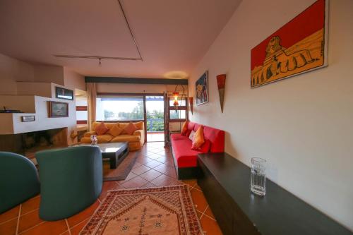 Una cocina o cocineta en Hôtel l'Hippocampe
