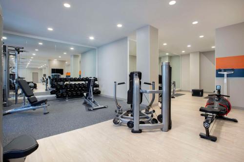 Fitness centrum a/nebo fitness zařízení v ubytování Hilton Tampa Downtown