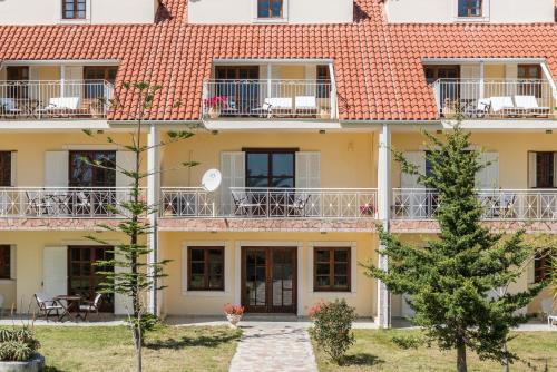Φωτογραφία από το άλμπουμ του Albouro Seafront Apartments στον Κατελειό