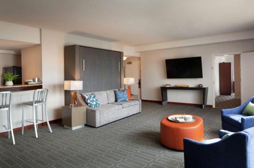 Μια τηλεόραση ή/και κέντρο ψυχαγωγίας στο Hilton Philadelphia at Penn's Landing