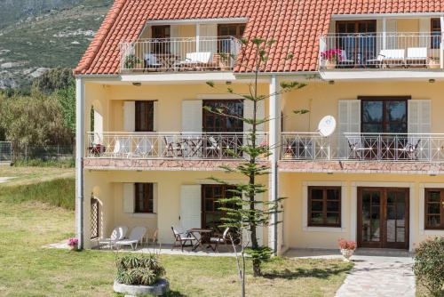 Φωτογραφία από το άλμπουμ του Albouro Seafront Apartments στον Κατελειό