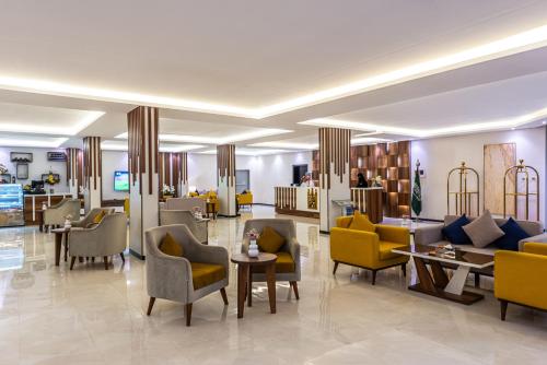 Гостиная зона в The Palace Hotel Suites