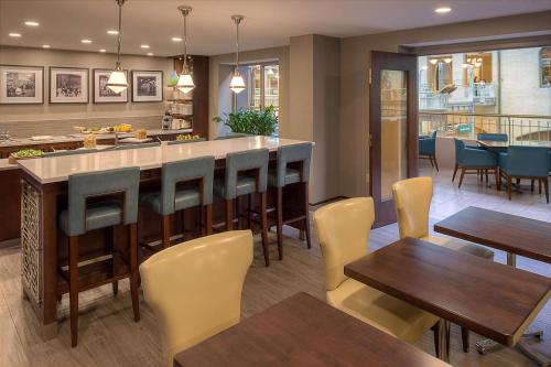 St. Louis Union Station Hotel, Curio Collection by Hilton Image