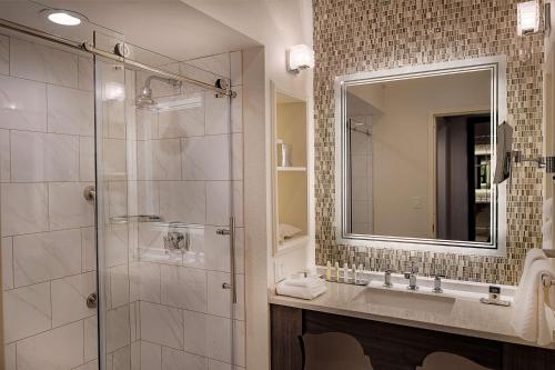 St. Louis Union Station Hotel, Curio Collection by Hilton Image