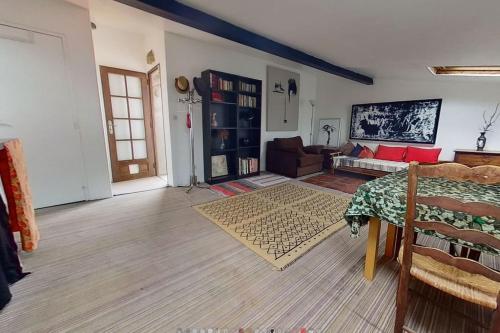 Photo de la galerie de l'établissement Refuge in Paris, à Noisy-le-Sec