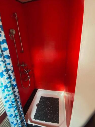 Photo de la galerie de l'établissement Refuge in Paris, à Noisy-le-Sec