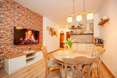 Η κουζίνα ή μικρή κουζίνα στο Golden Lake 526 at Oak Residence